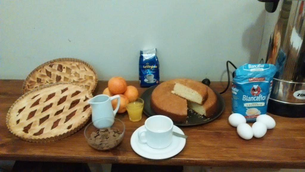 Loica Hostel Puerto Madryn Eksteriør bilde