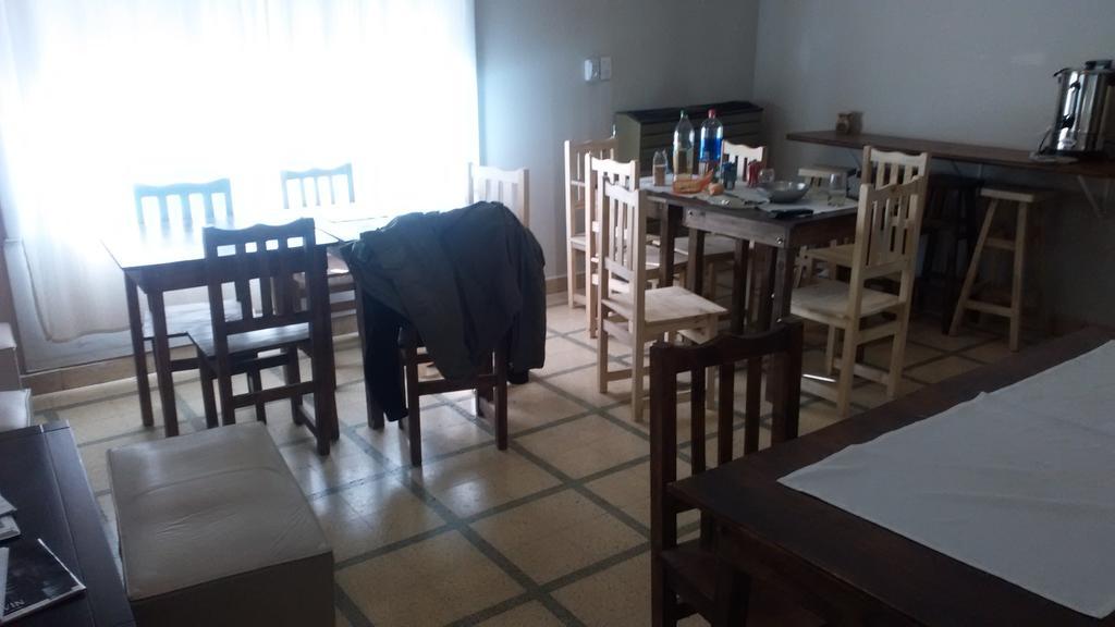 Loica Hostel Puerto Madryn Eksteriør bilde
