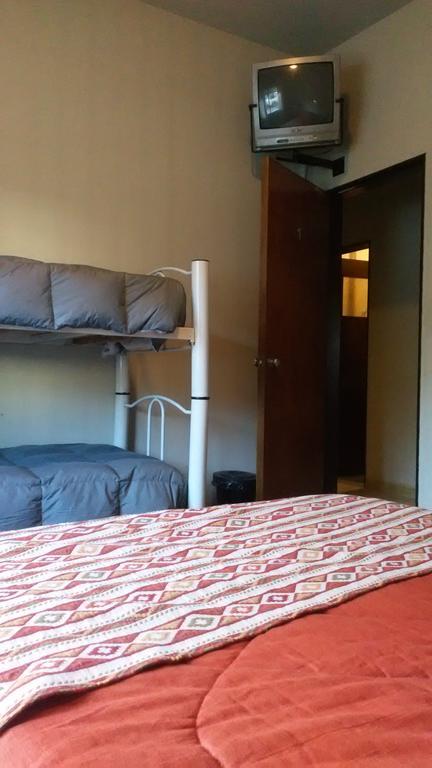 Loica Hostel Puerto Madryn Eksteriør bilde