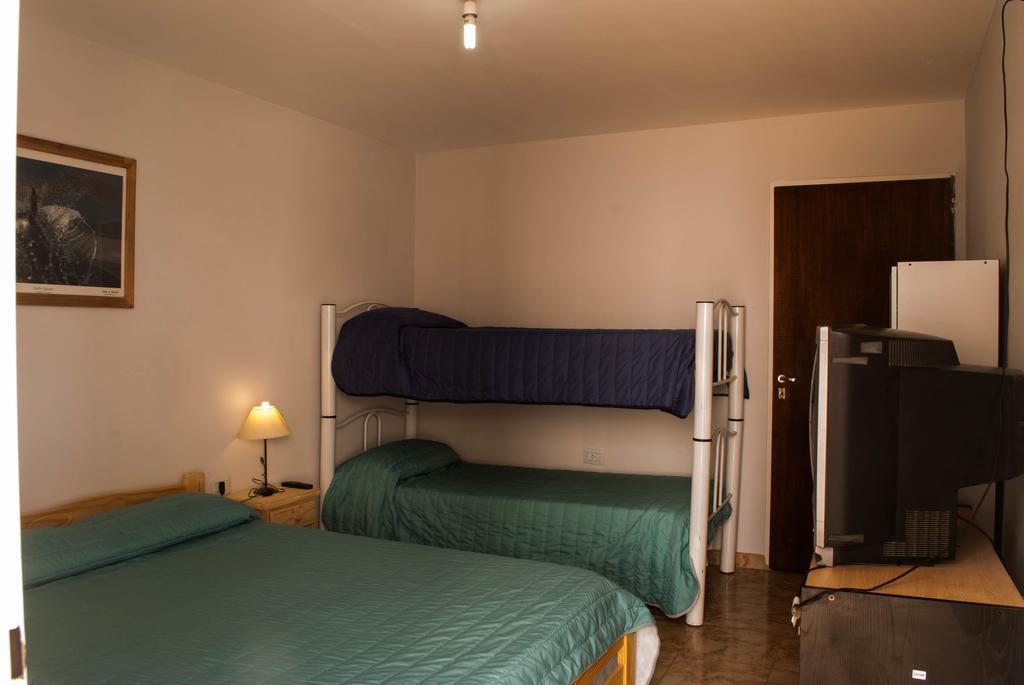 Loica Hostel Puerto Madryn Eksteriør bilde